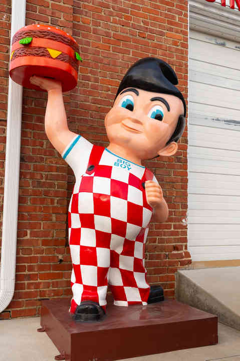 Galva, Illinois - United States - December 30th, 2025: Bob's Big Boy statue in Galva, Illinois, USA. *FOR EDITORIAL USE ONLY