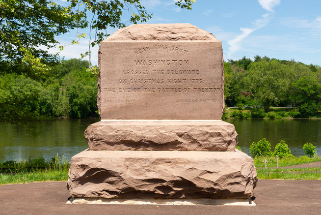 The Washington Crossing Marker, originally erected in 1895, at the Washington Crossing Historic Park in Washington Crossing, Pennsylvania, USA.