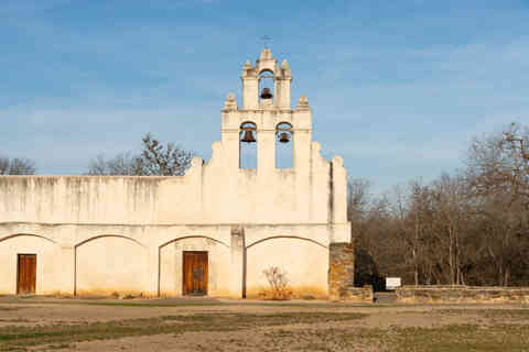 Exterior of the church at Mission San Juan, building completed in 1772, at the San Antonio Missions National Park in San Antonio, Texas, USA.