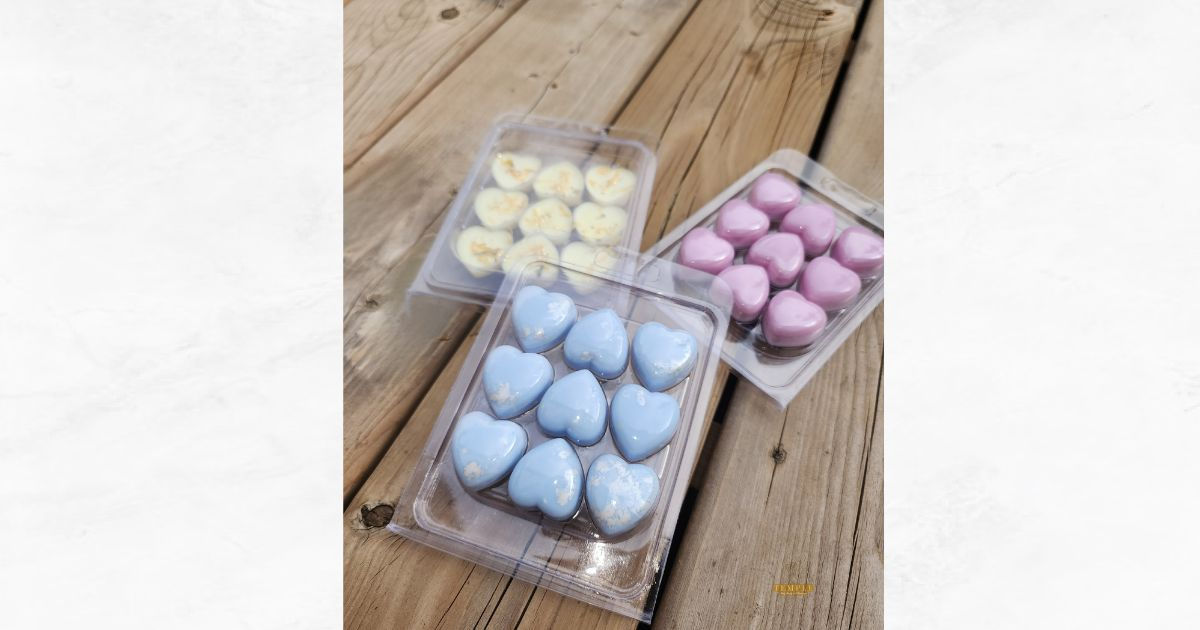 Assorted Premium Scented Wax Melts ready to infuse your space with rich, comforting fragrances, elevating the ambiance effortlessly.