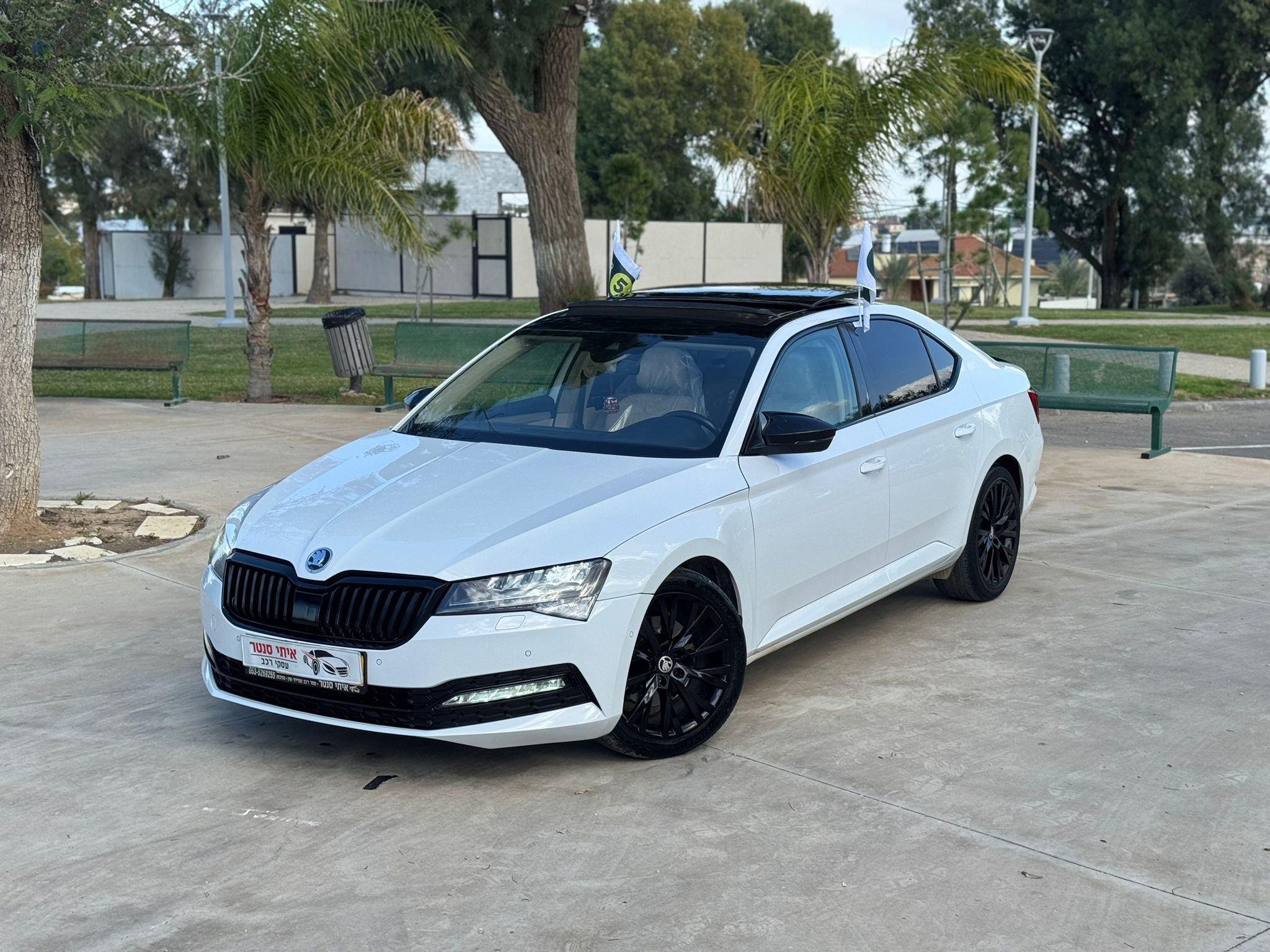 תמונות רכב סקודה SUPERB FL