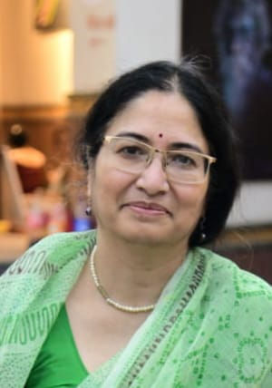 Trapti Nirwan.jpg