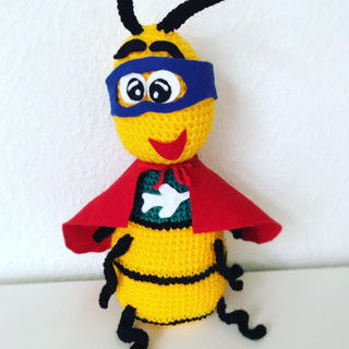 Hannes-Biene-Häkelpuppe