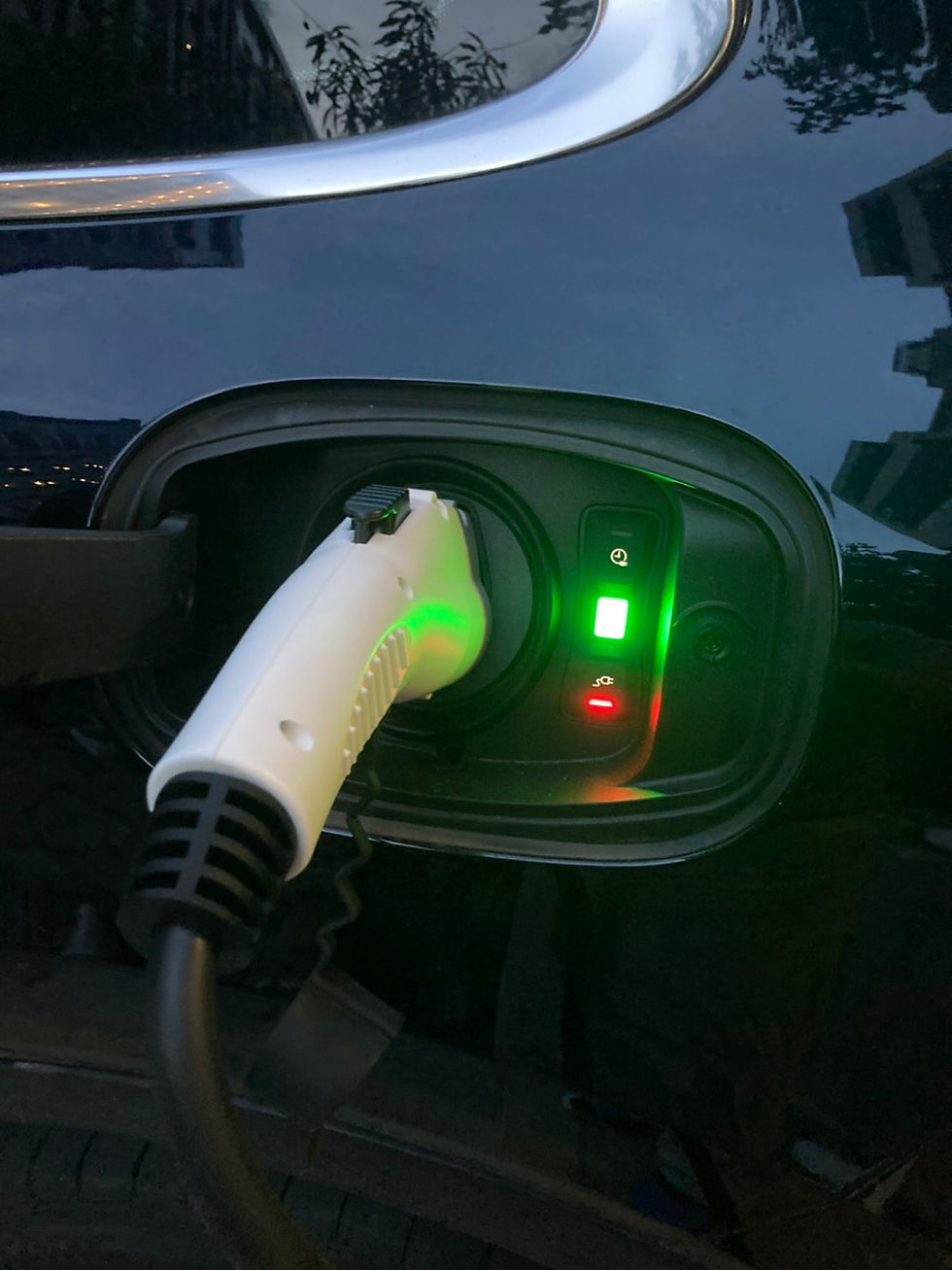縮圖：U12 美規J1772 電動車便攜式旅行充電器 【適用所有油電車】