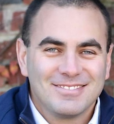 Jason Villar Headshot