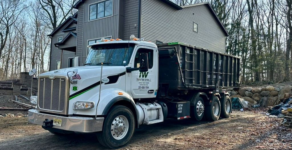 Roll-Off Dumpster Truch 