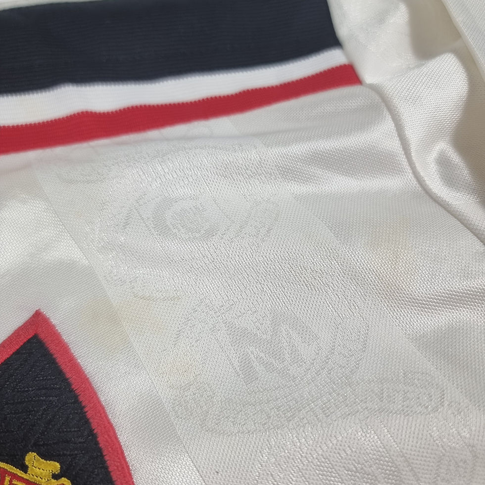 Thumbnail: Manchester United 1997/99 Away Longsleeve (L)
