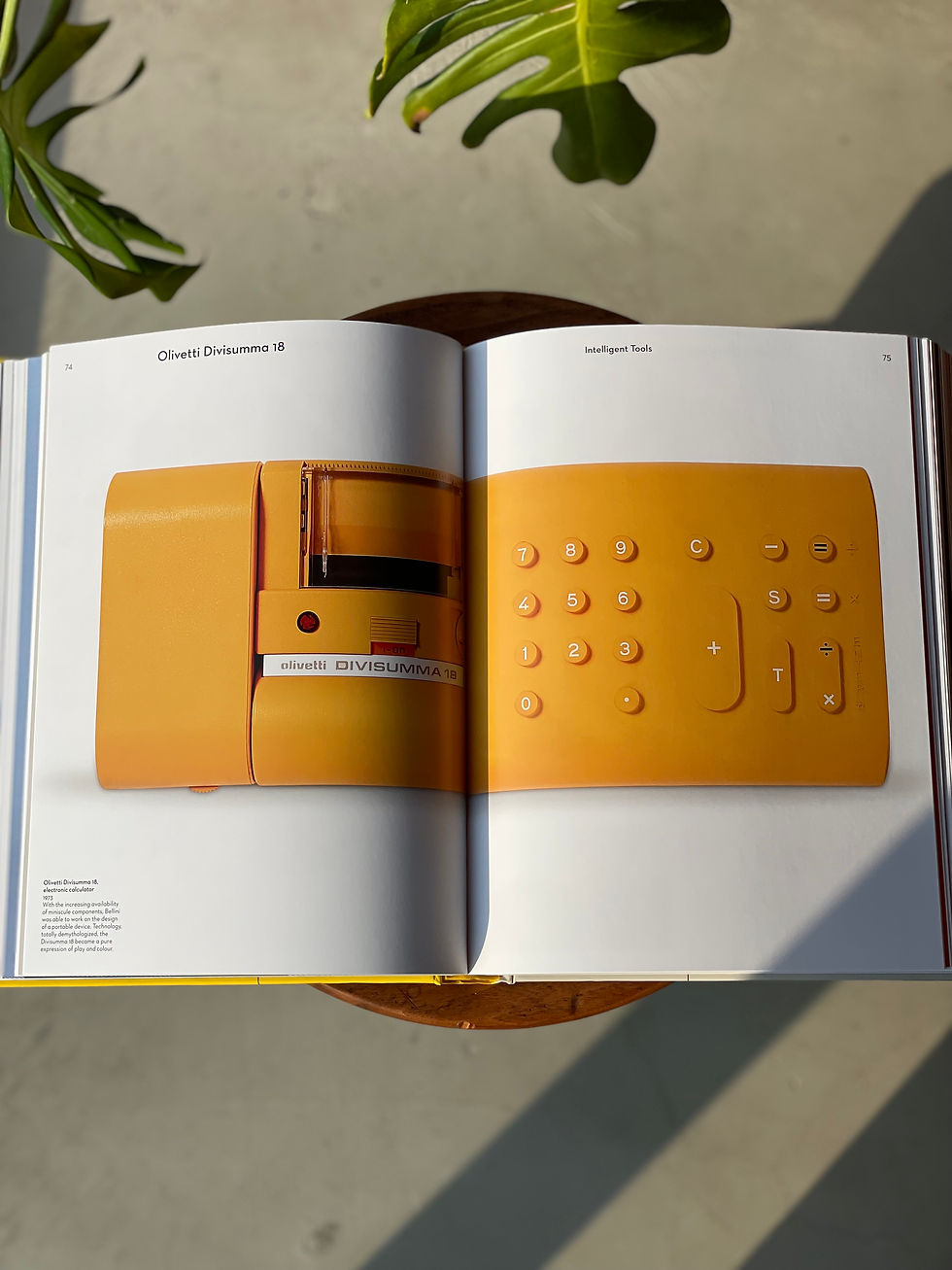 サムネイル： Mario Bellini - Furniture, Machines & Objects