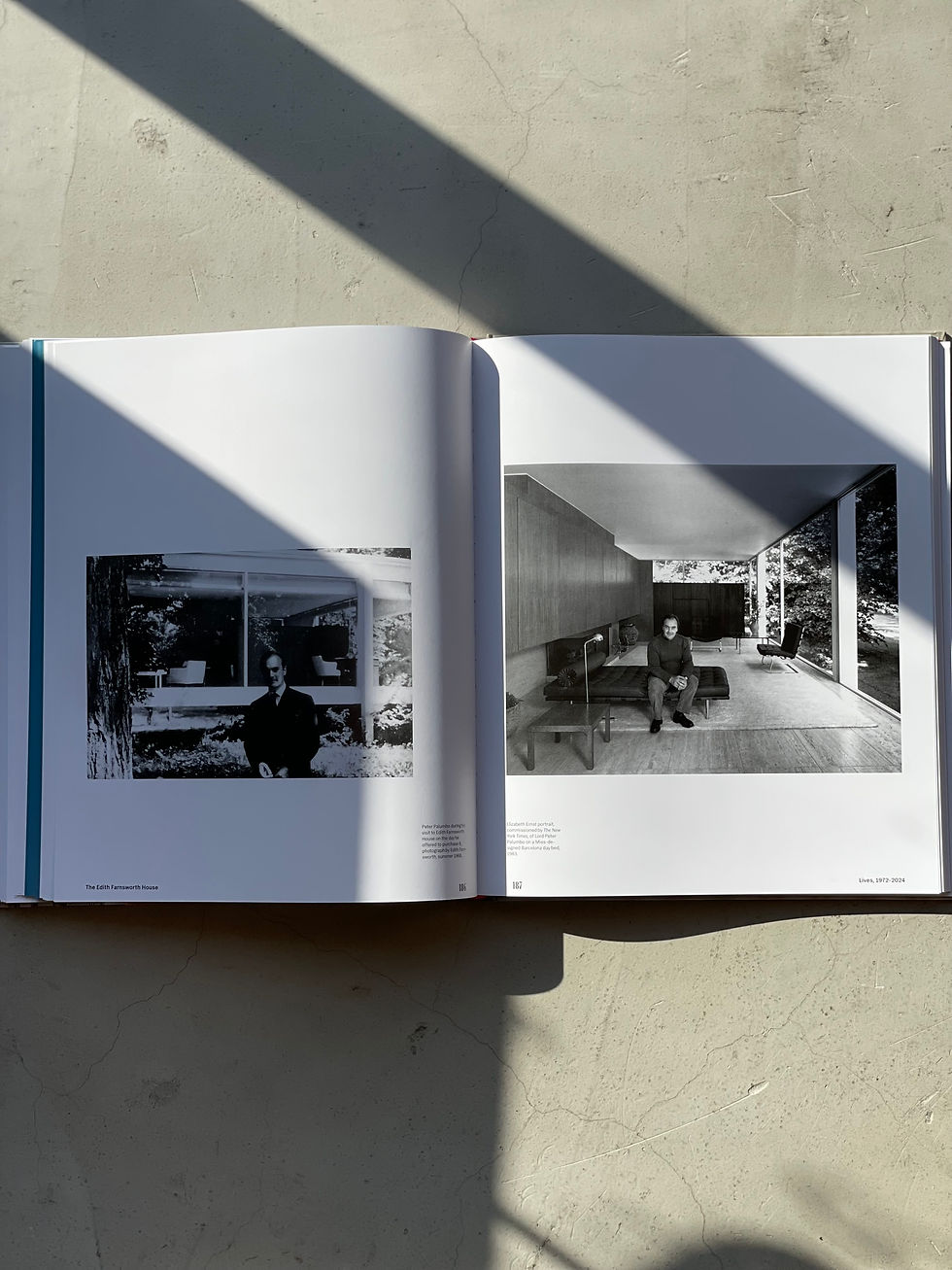 サムネイル： THE EDITH FARNSWORTH HOUSE - Mies van der Rohe