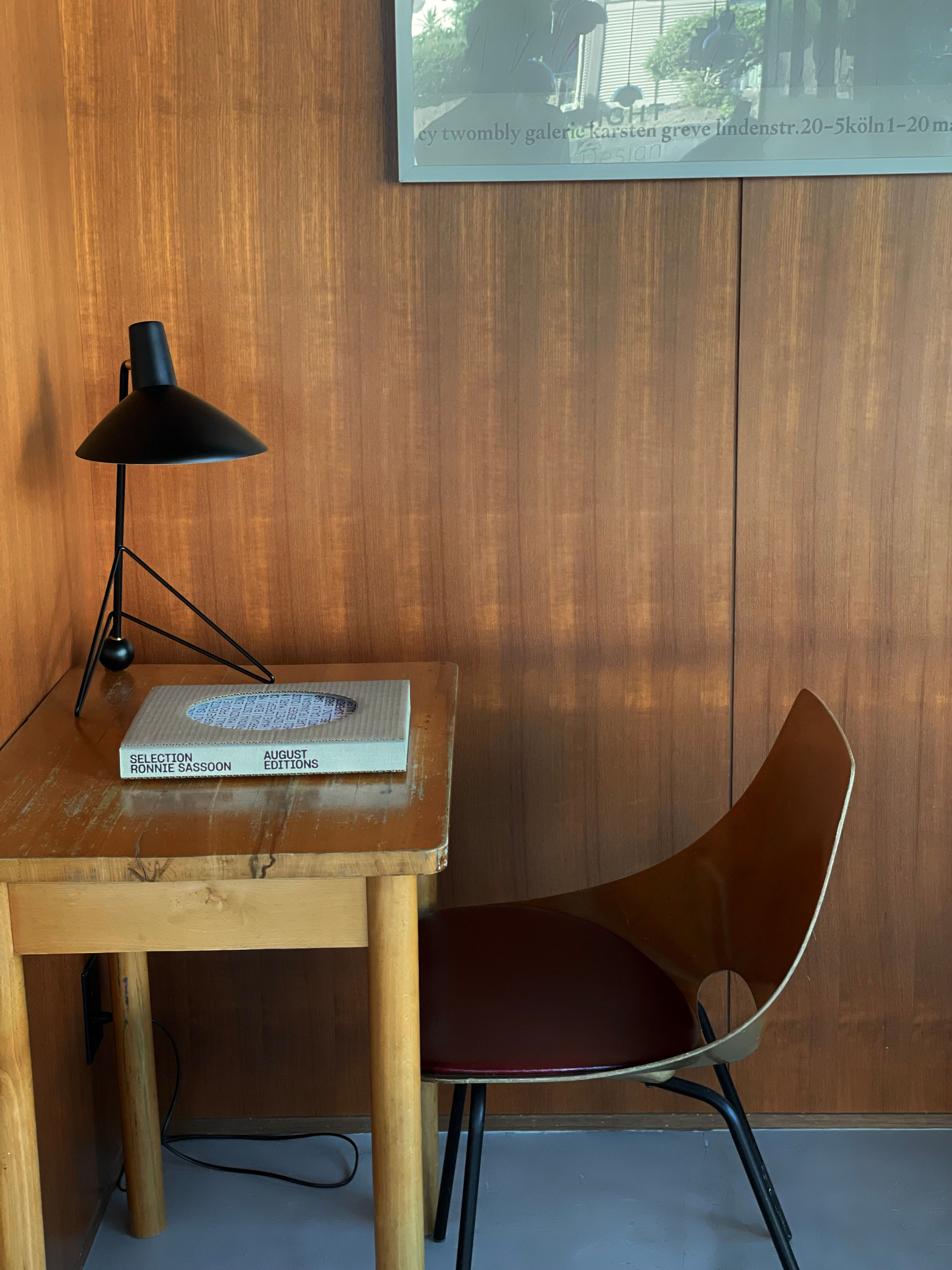 &Tradition - Tripod HM9