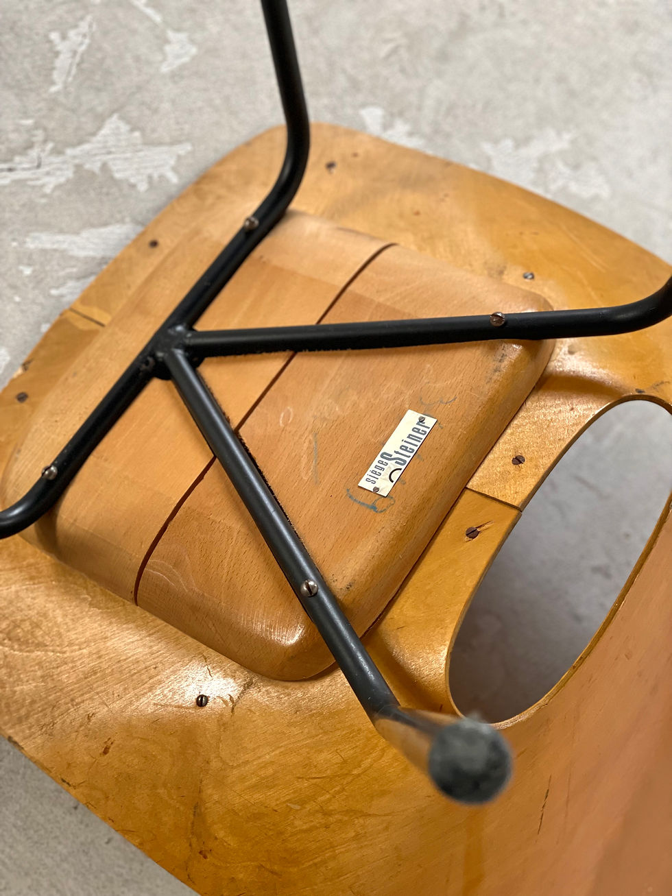 サムネイル： Pierre Guariche Tonneau Chair - Steiner, 1950