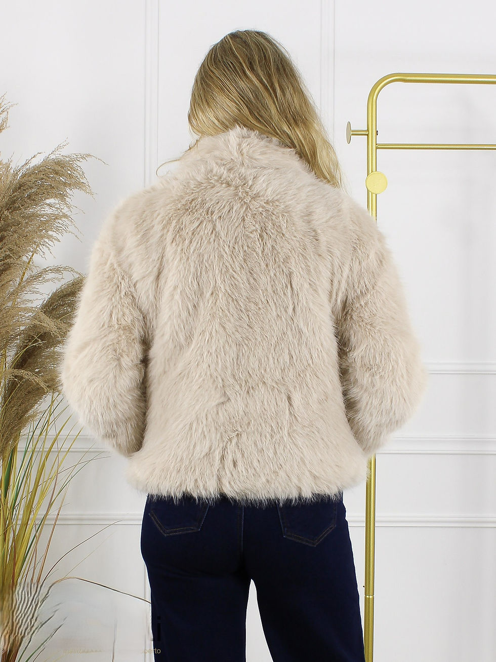 Thumbnail: Faux fur coat - Beige