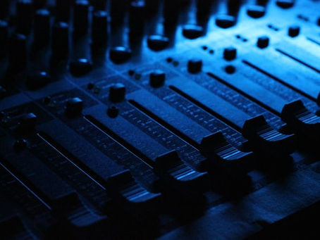 Know More About Broadcast Text Message