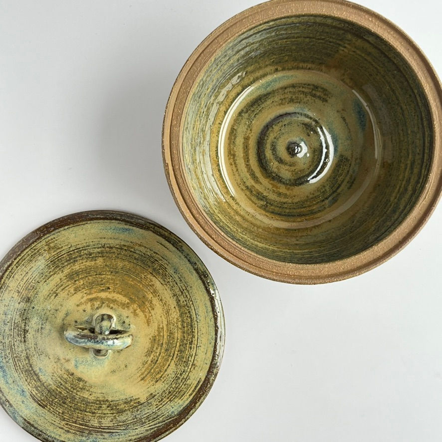Thumbnail: Jar - Tapered, Variegated Cream 7.5"