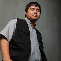 580a572300-headshot.jpg