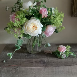 Pretty summer bouquet