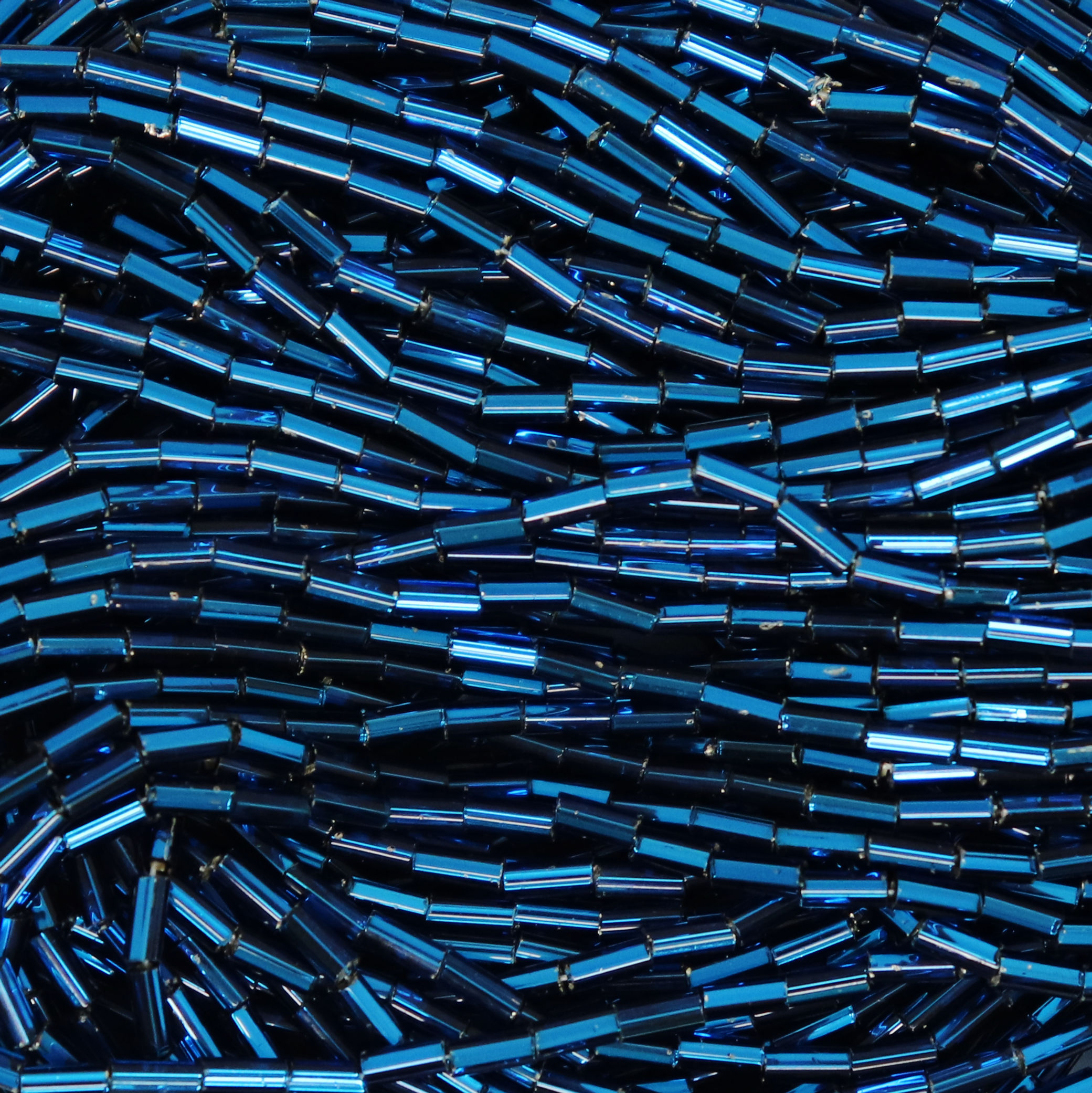 Bugle Bead#2(4.7mm)- Dark Aqua Transparent Silver Lined