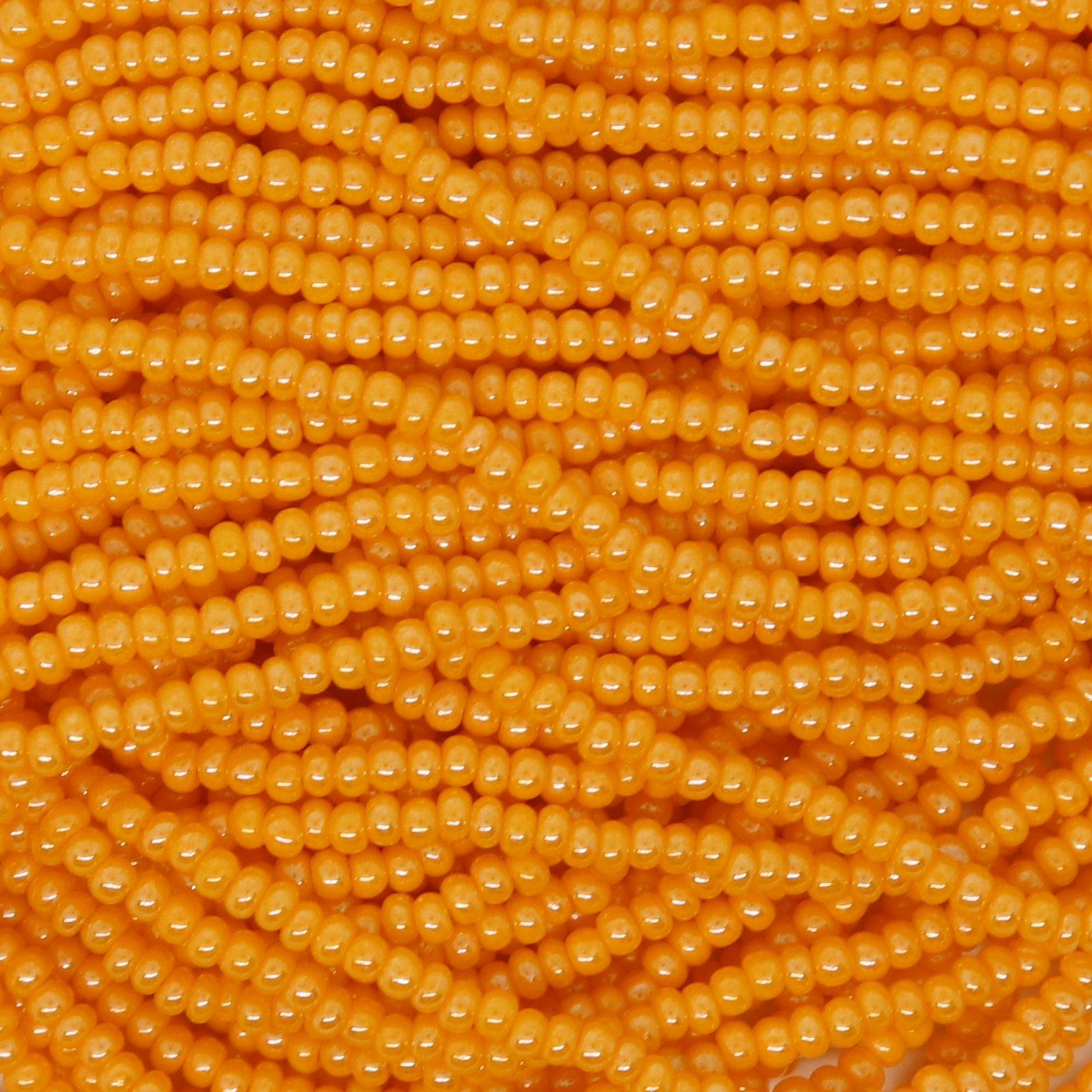Rocaille Seed Bead 11/0(2.1mm)- Light Orange Opaque Luster