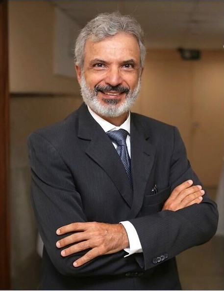 PEDRO pai foto.jpeg