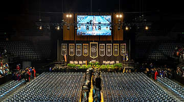 PurdueFortWayneCommencement-1-5.jpg