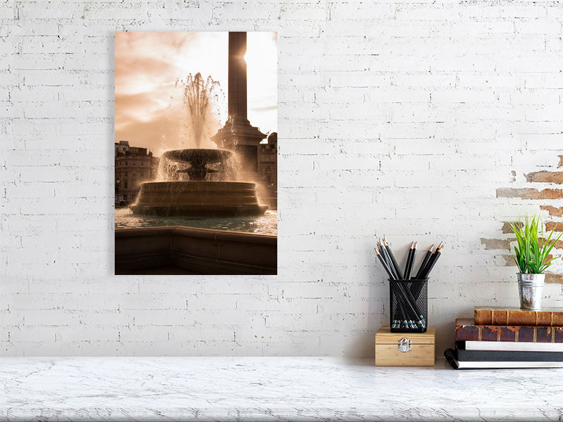 Thumbnail: Fountain of gold