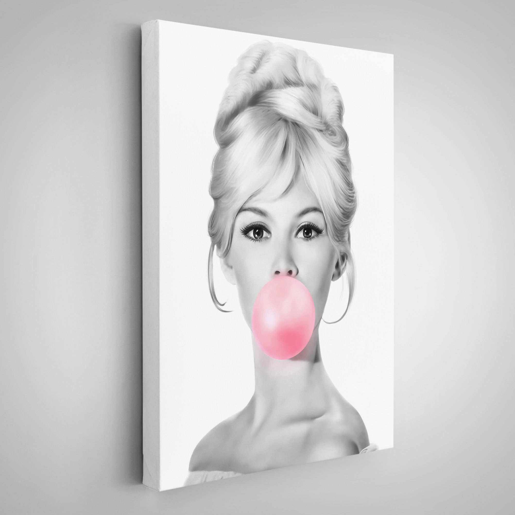 Brigitte Bardot Kabarcık Sakızlı Dekoratif Kanvas Duvar Tablosu