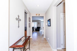 34325 Hourglass St-int-2