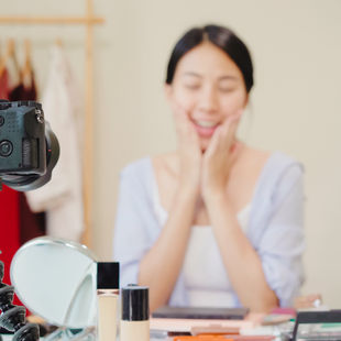 Tư vấn skincare bằng AI - thương hiệu mỹ phẩm đang ứng dụng công nghệ này vào bán hàng như thế nào