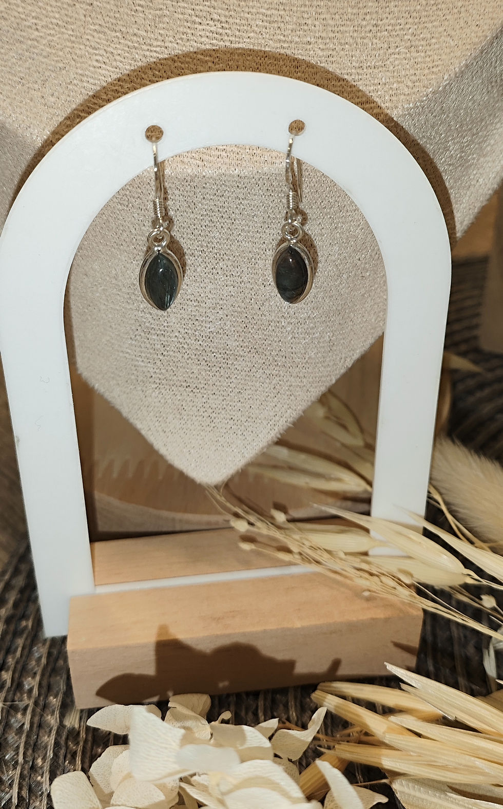 Miniature : Boucle d'oreilles en argent et labradorite