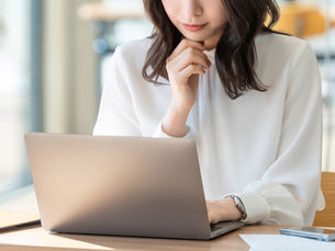 株式投資は本当に「複利」で増えるのか？配当と企業成長から考える資産形成の本質