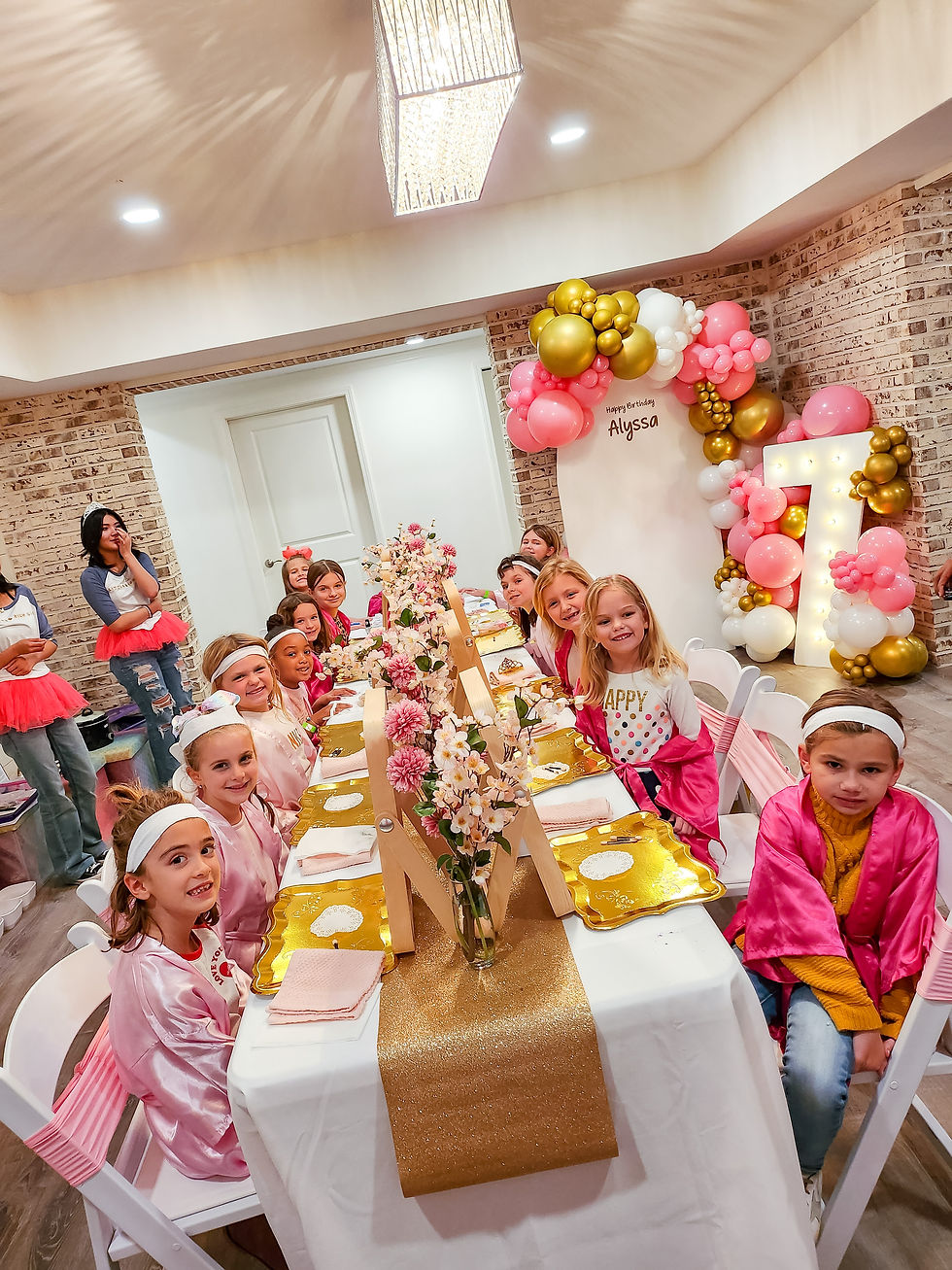 Mobile GlamMe Beauty Class