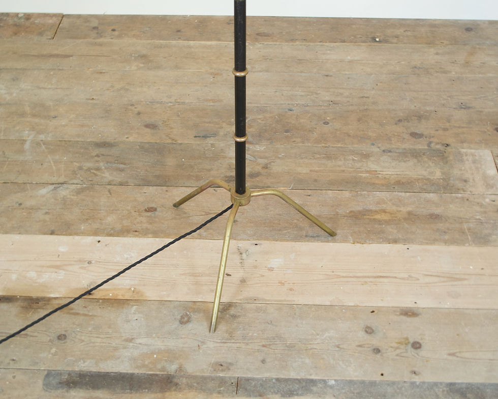 Thumbnail: French floor lamp