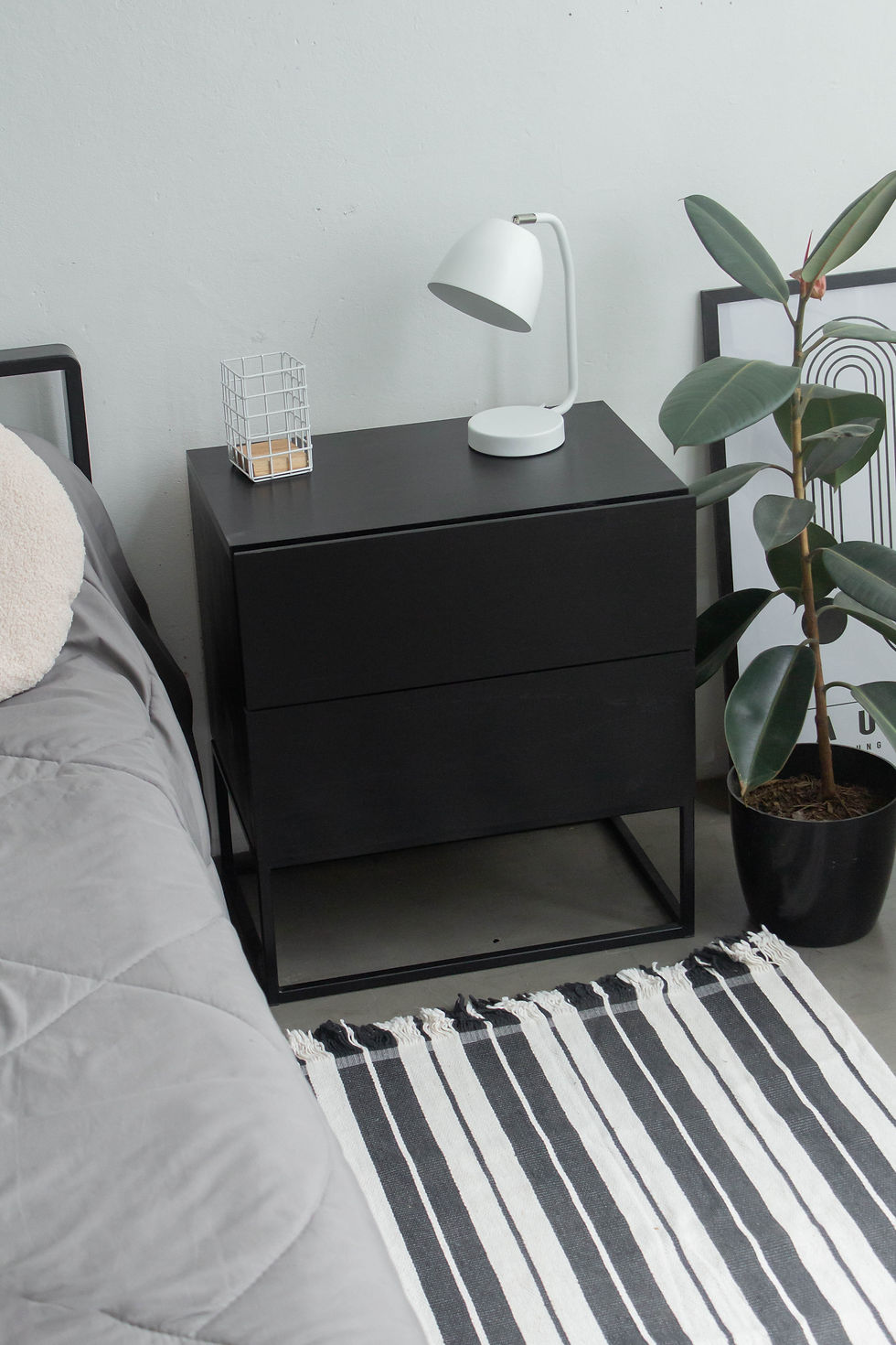 Miniatura: Mesa de luz Cubo  (L) 2 cajones