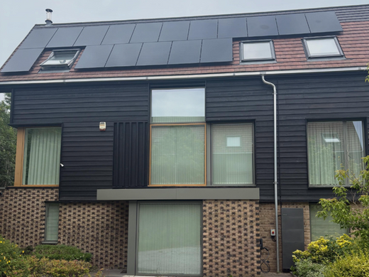 High-efficiency solar panels paired with an EcoFlow battery storage