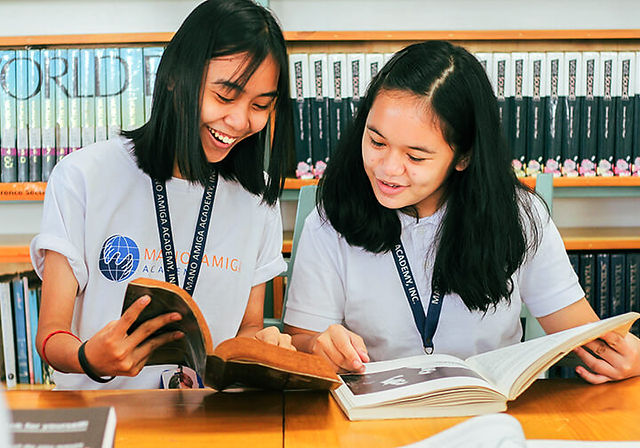 Philippines. Solving Problems with Education