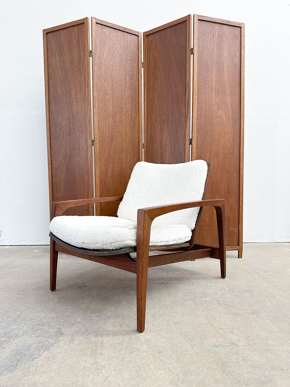 Thumbnail: "Outrigger"  Lounge Chairs by Mel Abitz for Galloway's