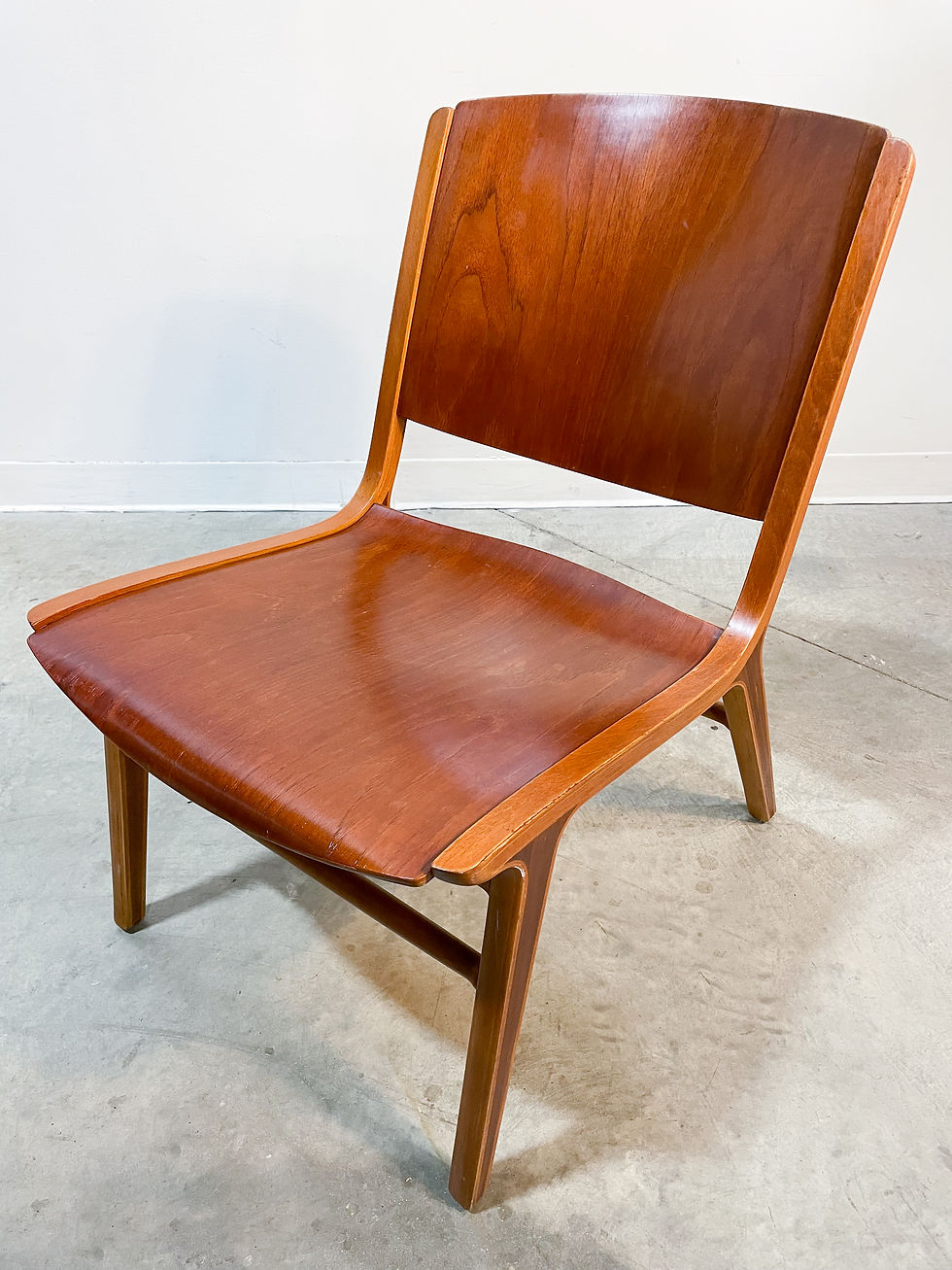 Thumbnail: AX Chair by Hvidt and Molgaard