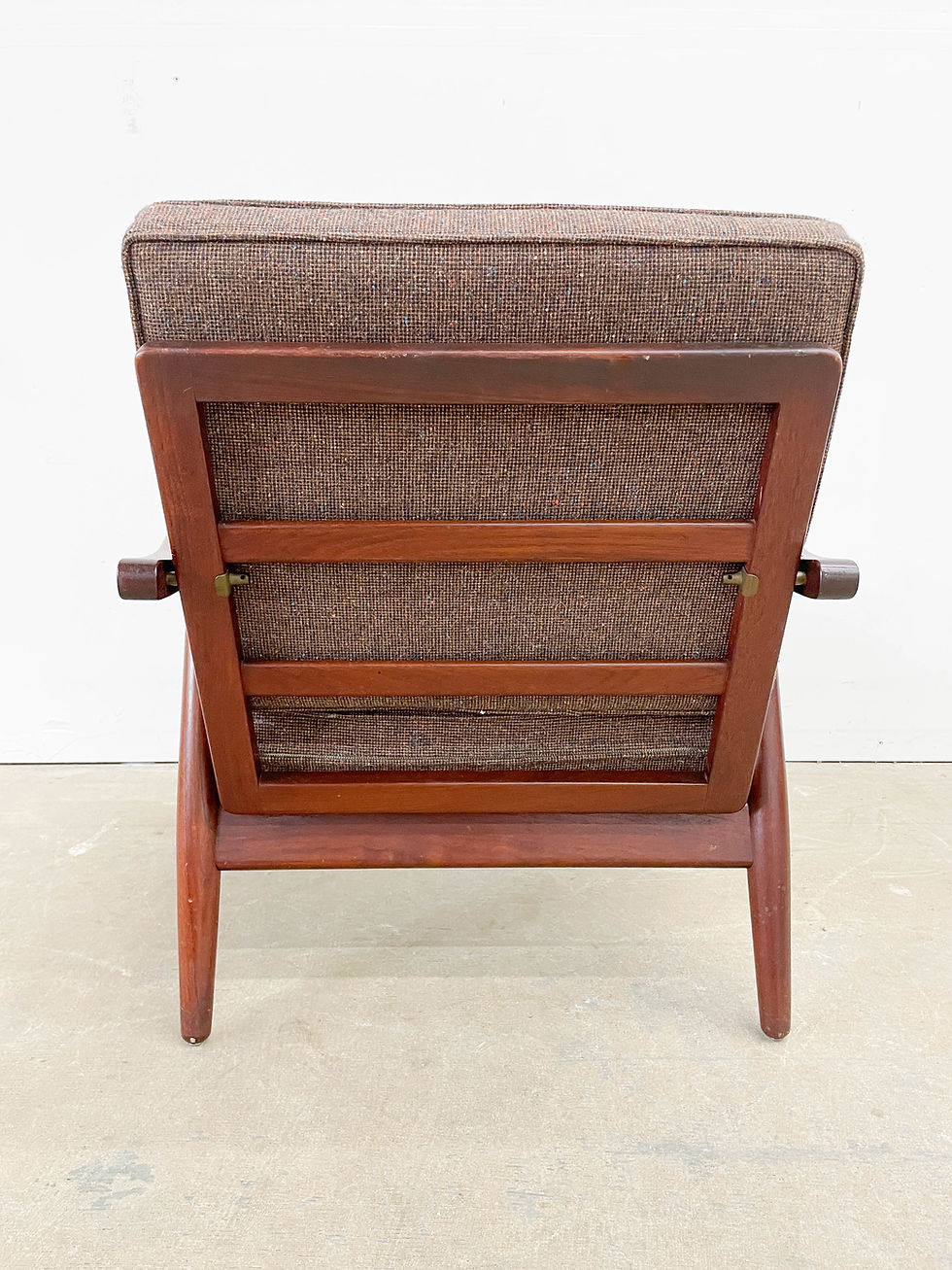 Thumbnail: Hans Wegner Cigar Chair for Getama