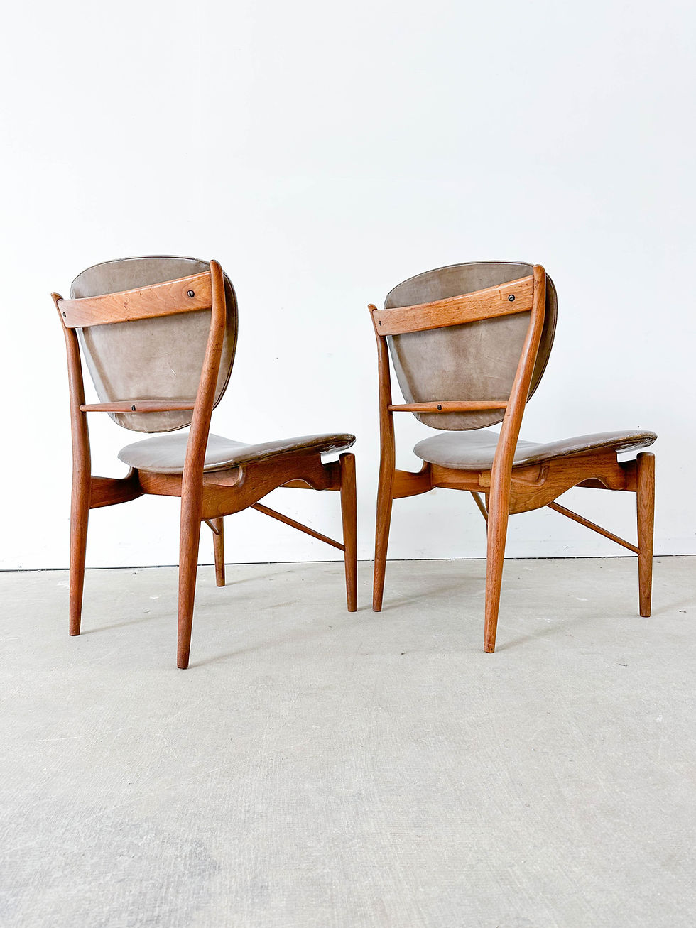 Thumbnail: Finn Juhl 51 chairs by Baker