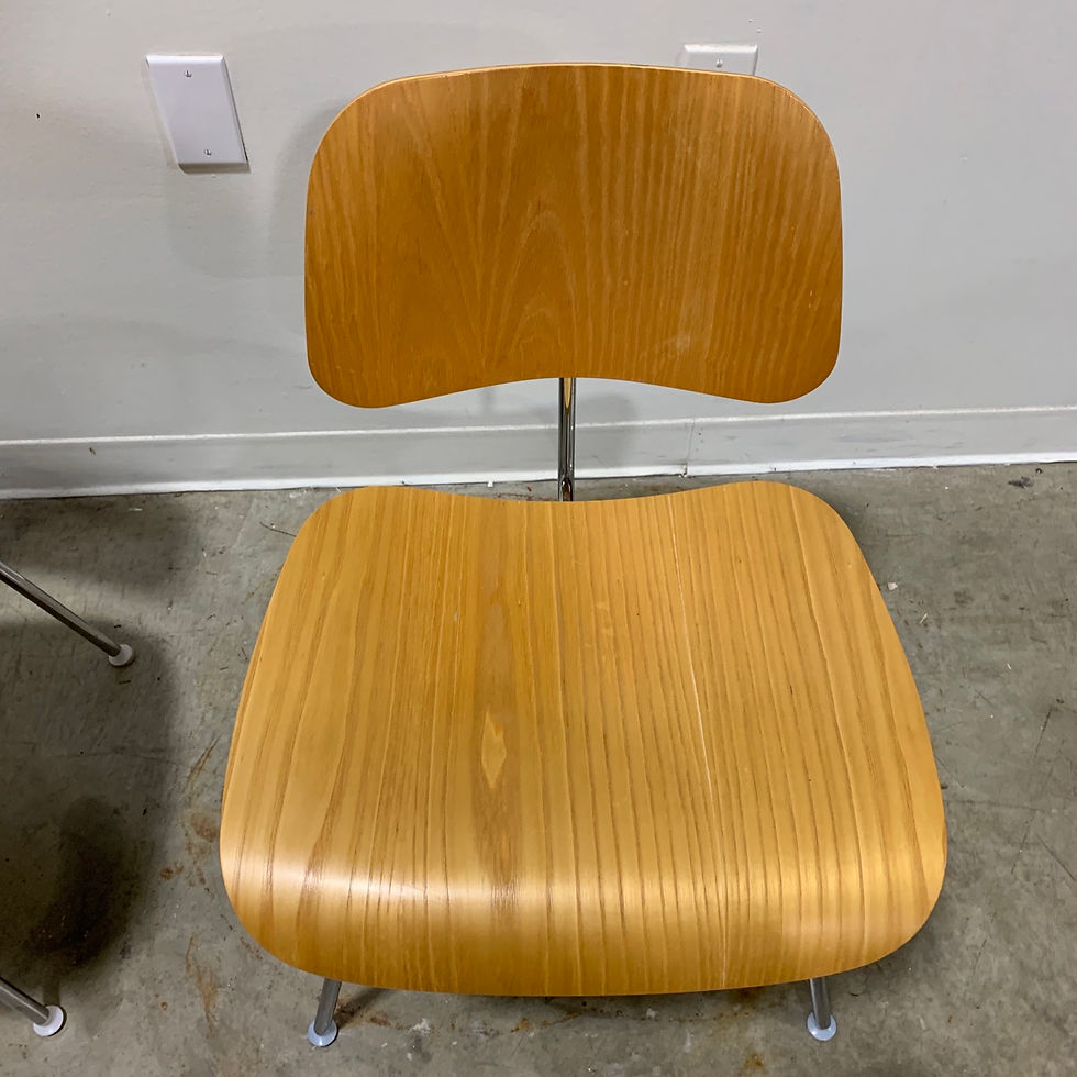 Thumbnail: 4 Eames Ash DCM chairs by Herman Miller 
