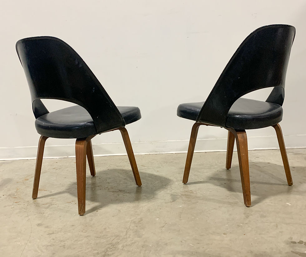 Thumbnail: Eero Saarinen Model 72 chairs for Knoll 1960s