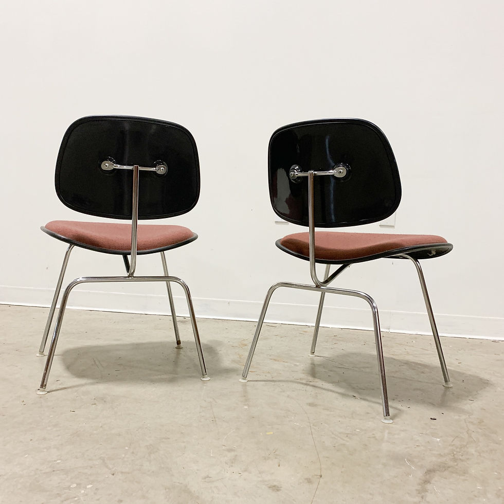 Thumbnail: Pair of Eames EC-127 chairs