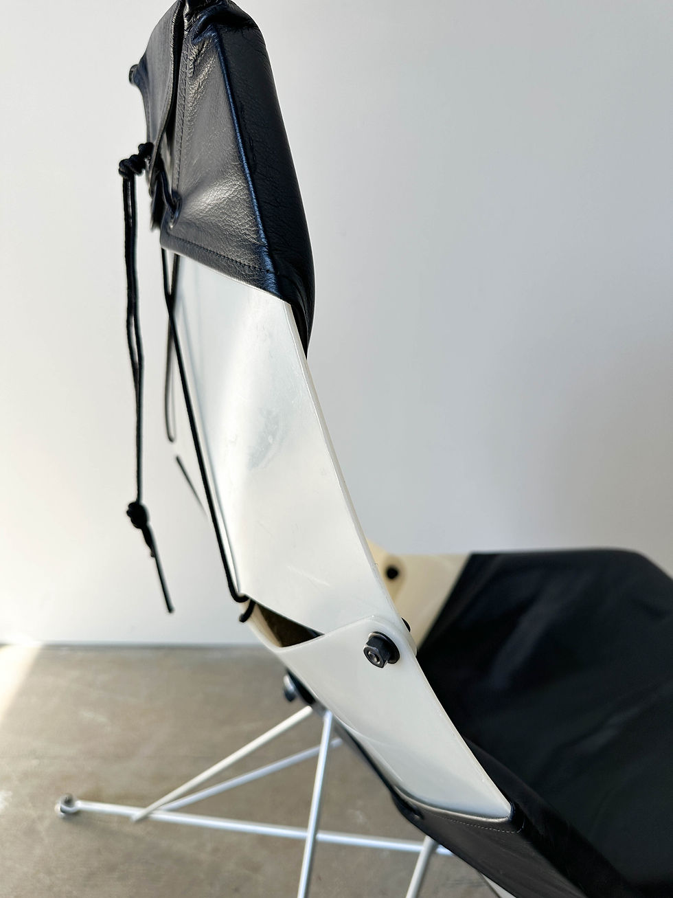 Thumbnail: Wendell Lovett Bikini Chair