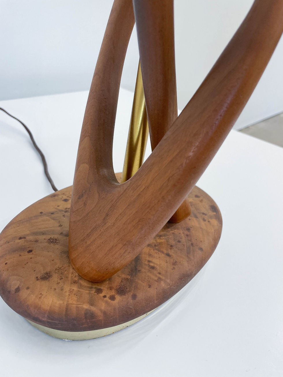 Thumbnail: Sculptural Mid Century Modern Lamp