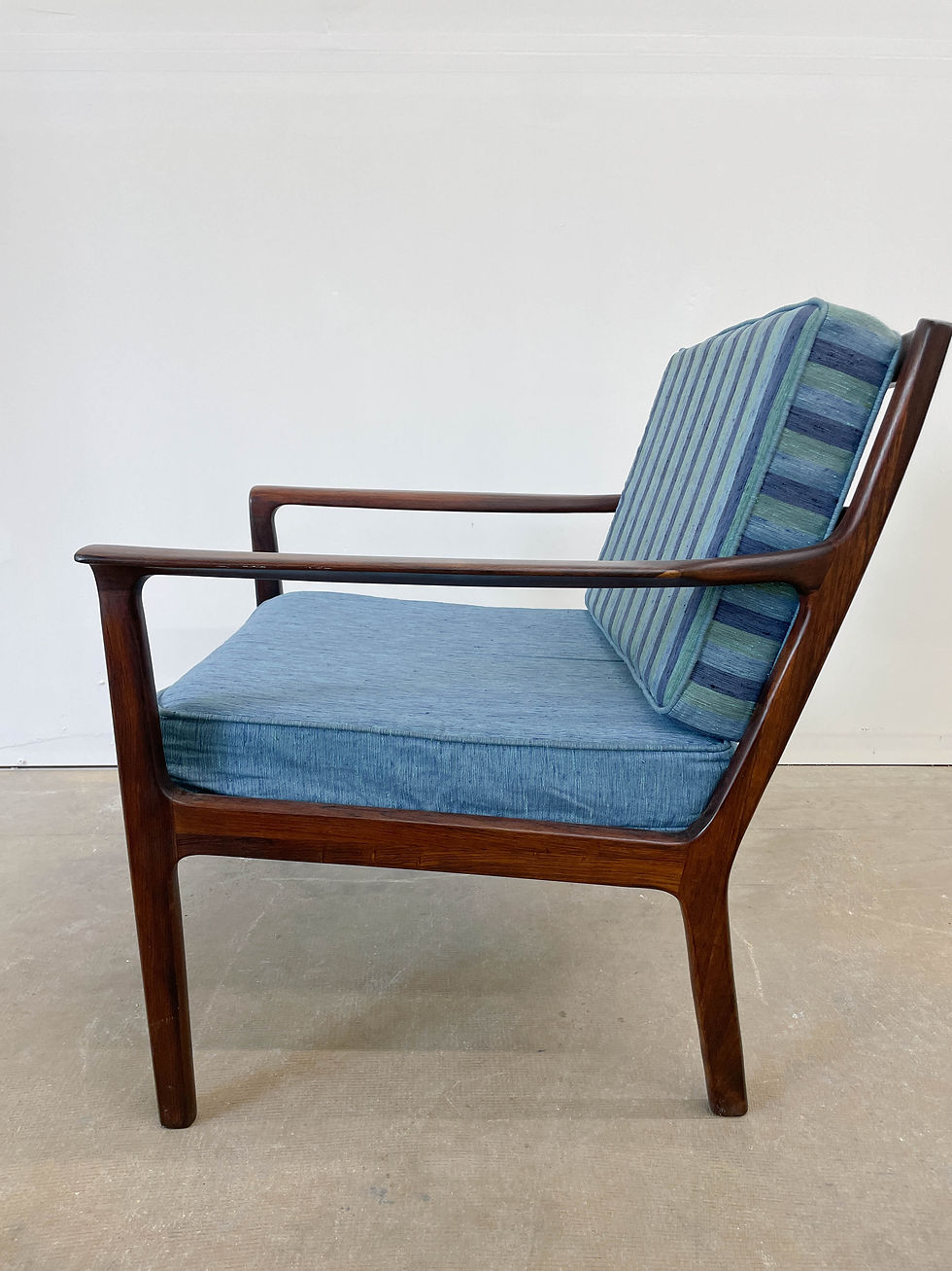 Thumbnail: Rosewood Mid Century Modern Lounge Chair