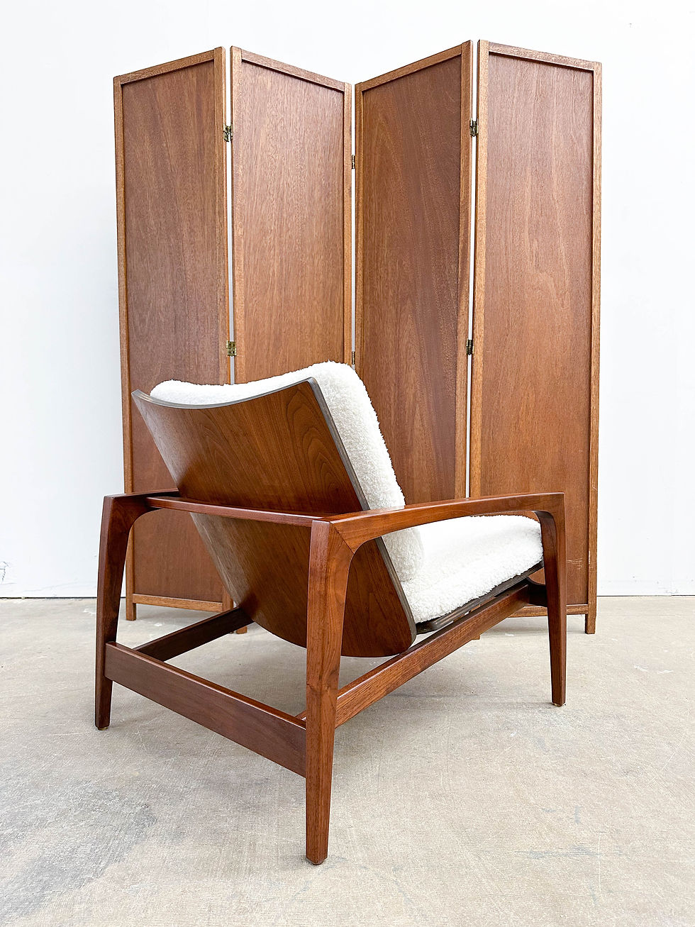 Thumbnail: "Outrigger"  Lounge Chairs by Mel Abitz for Galloway's