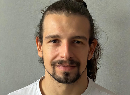 Daniel Dragomir - portrait.jpeg