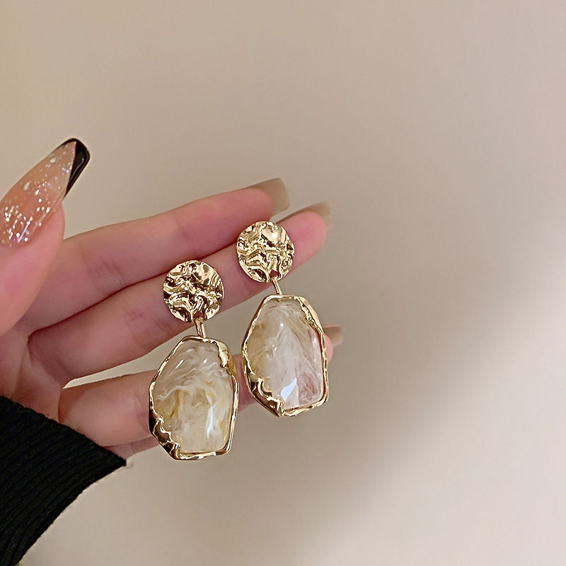 Thumbnail: Korea 2026 New Geometry Irregularity Resin Stud Earrings for Women Fashion Weddi