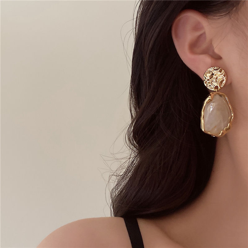 Thumbnail: Korea 2026 New Geometry Irregularity Resin Stud Earrings for Women Fashion Weddi