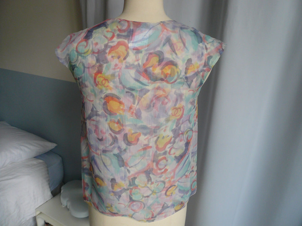Miniature : CHANEL Blouse soie fleurie TBE T34